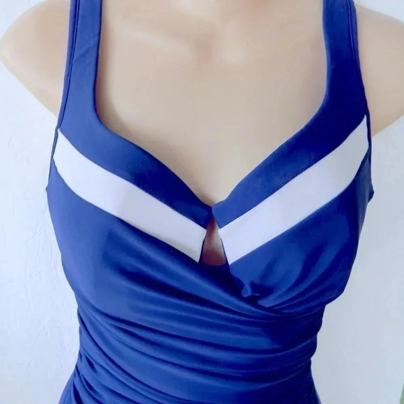 Miraclesuit Women's Colorblock Escape Swimsuit One Piece Blue White Size Medium - Picture 5 of 8